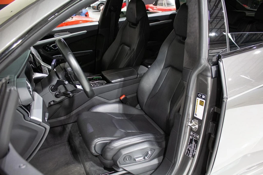 2021 Lamborghini Urus - Image 9 of 21
