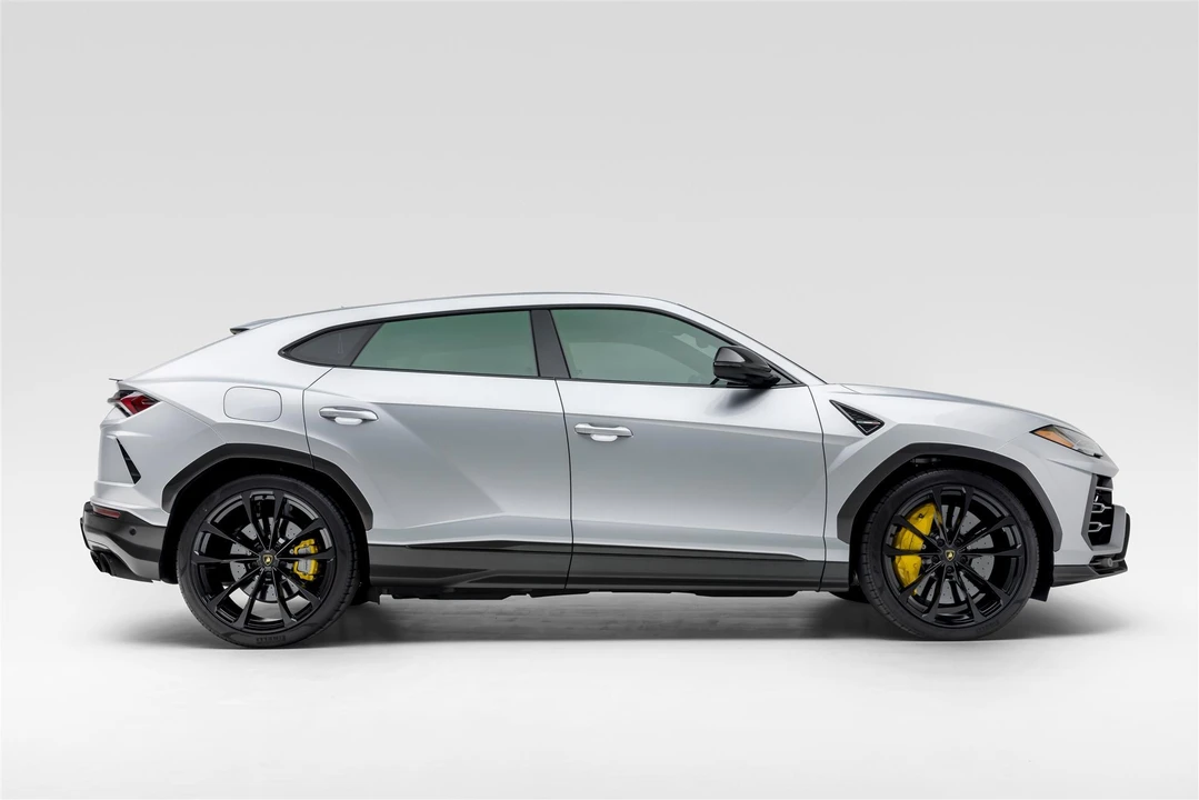 2021 Lamborghini Urus - Image 20 of 31