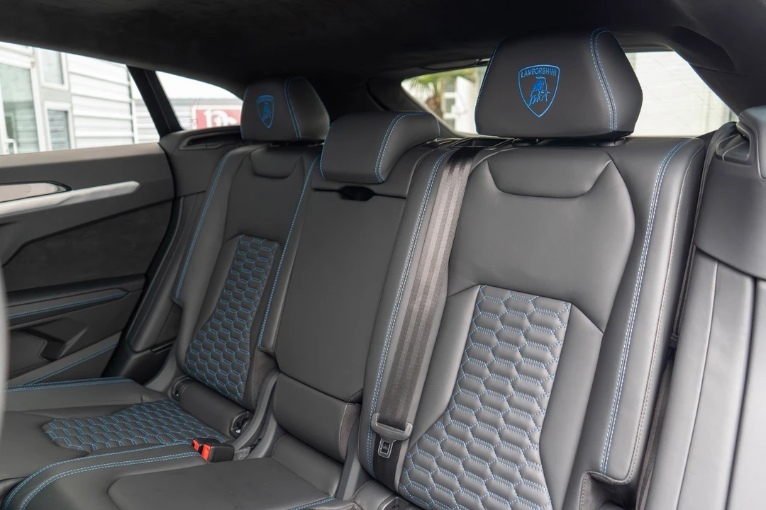 2021 Lamborghini Urus - Image 24 of 31