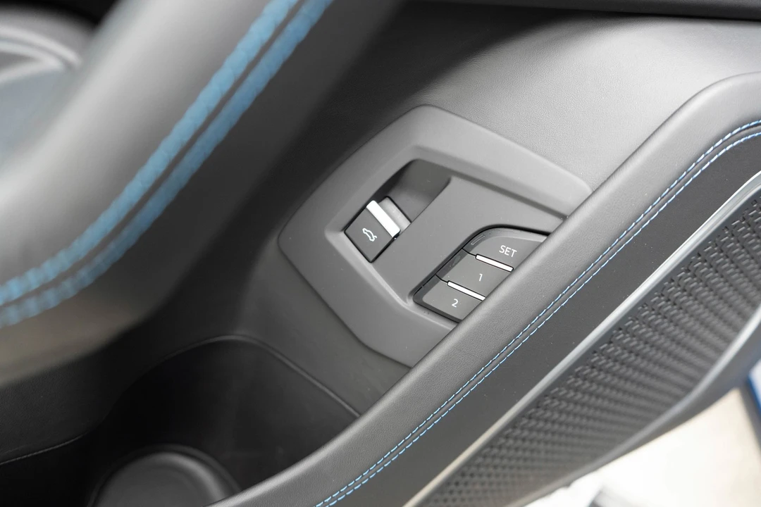 2021 Lamborghini Urus - Image 11 of 31