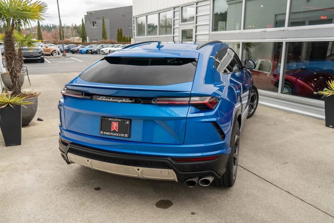 2021 Lamborghini Urus - Image 5 of 31