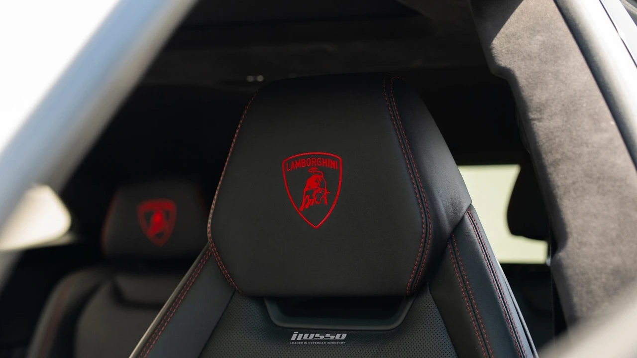 2021 Lamborghini Urus - Image 31 of 31
