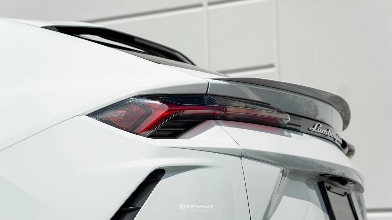 2021 Lamborghini Urus - Image 22 of 31