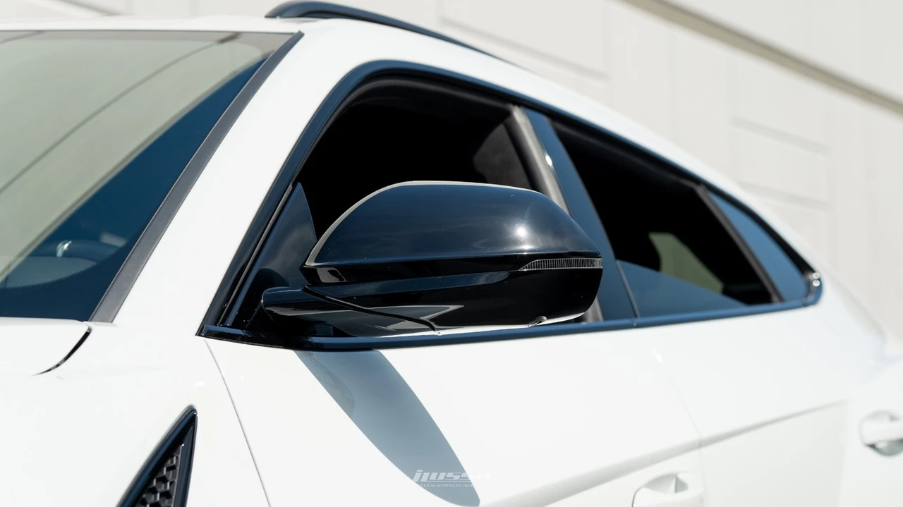 2021 Lamborghini Urus - Image 18 of 31