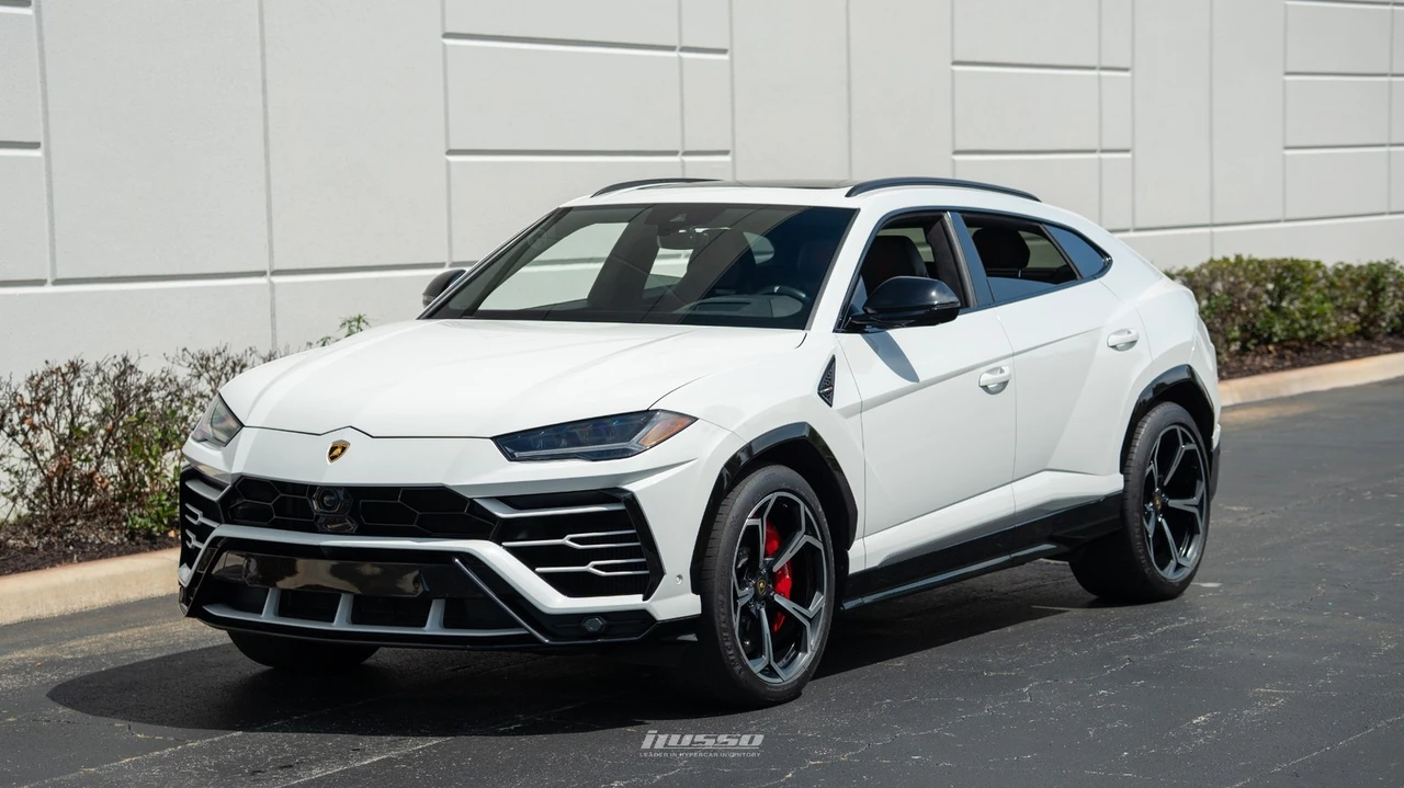 2021 Lamborghini Urus - Image 15 of 31