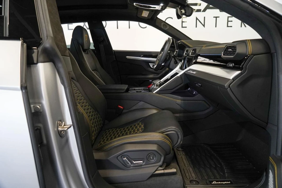 2021 Lamborghini Urus - Image 14 of 21