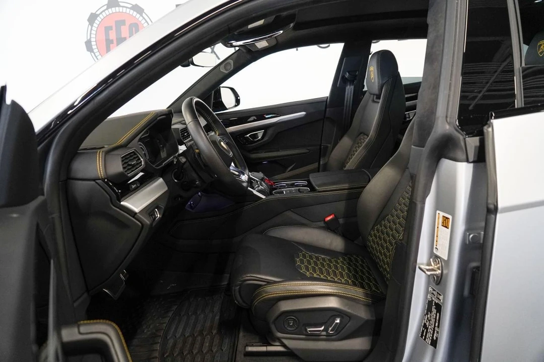 2021 Lamborghini Urus - Image 8 of 21