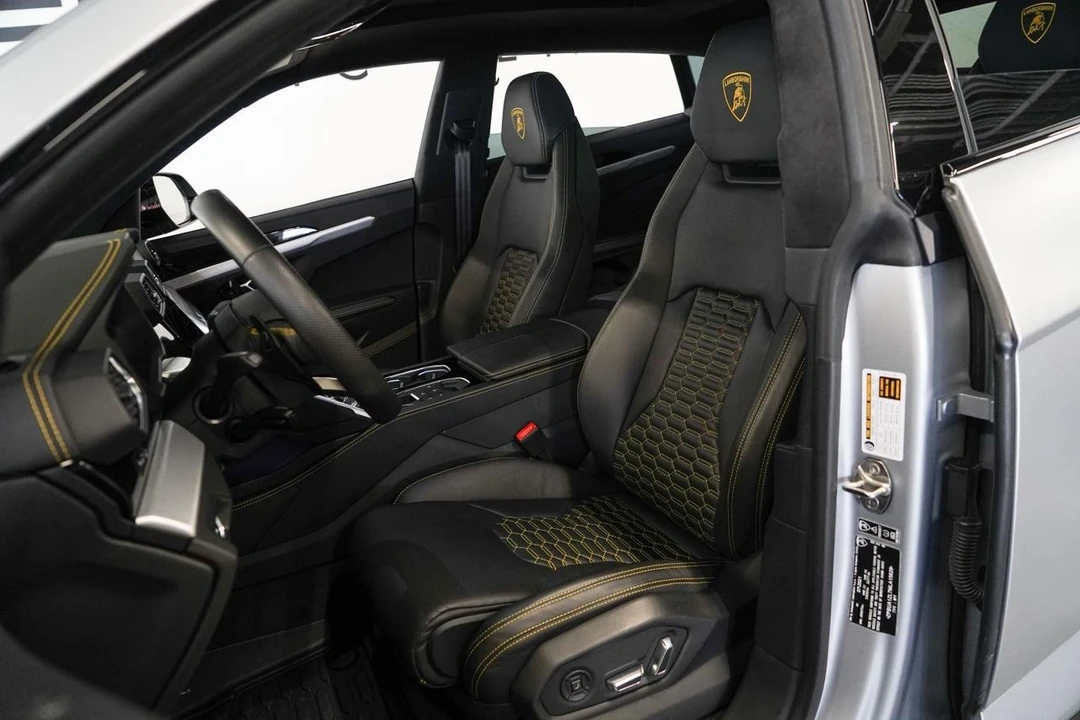 2021 Lamborghini Urus - Image 9 of 21