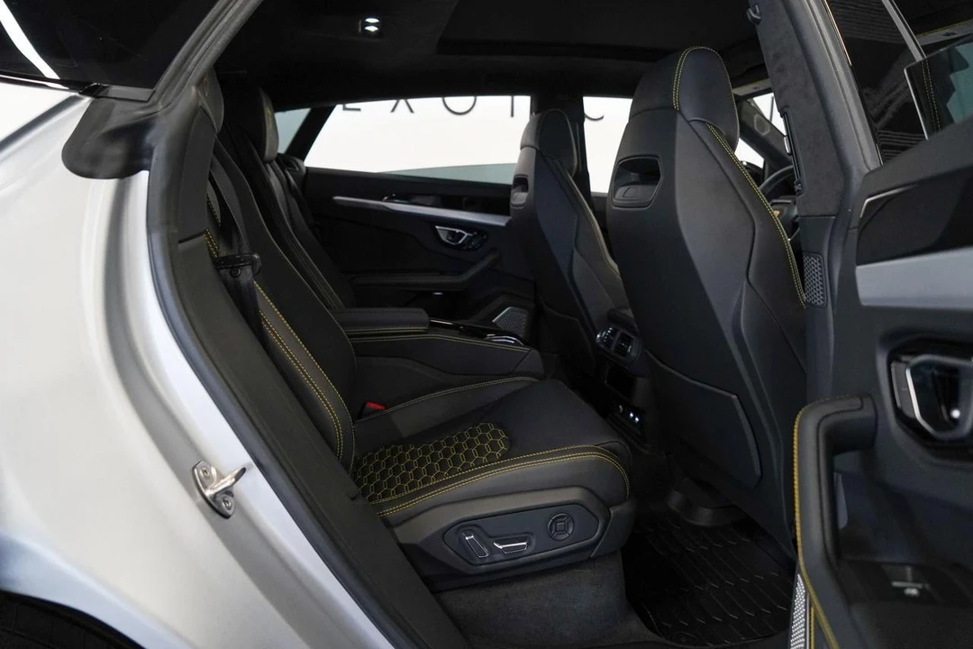 2021 Lamborghini Urus - Image 18 of 21