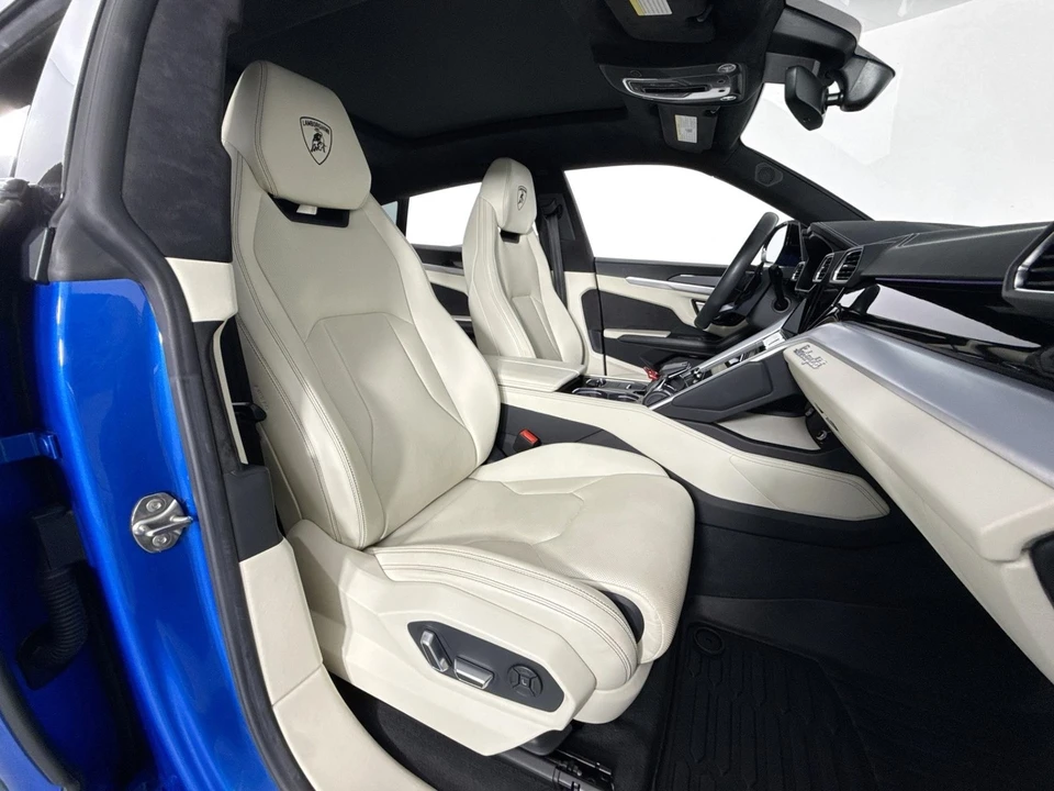 2021 Lamborghini Urus - Image 30 of 31