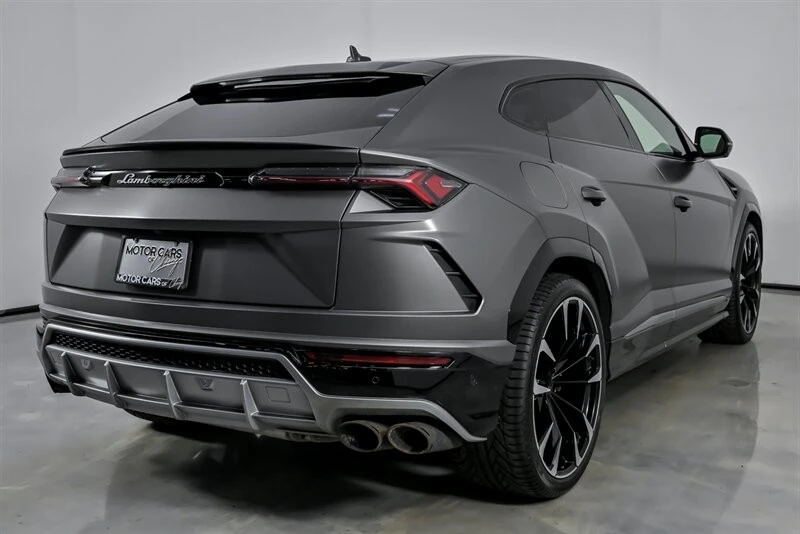 2021 Lamborghini Urus - Image 12 of 21