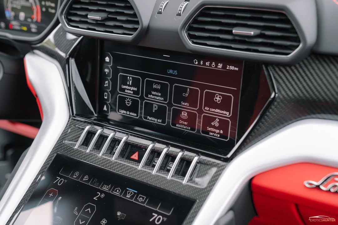 2021 Lamborghini Urus - Image 9 of 12