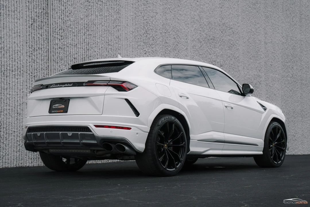 2021 Lamborghini Urus - Image 5 of 12