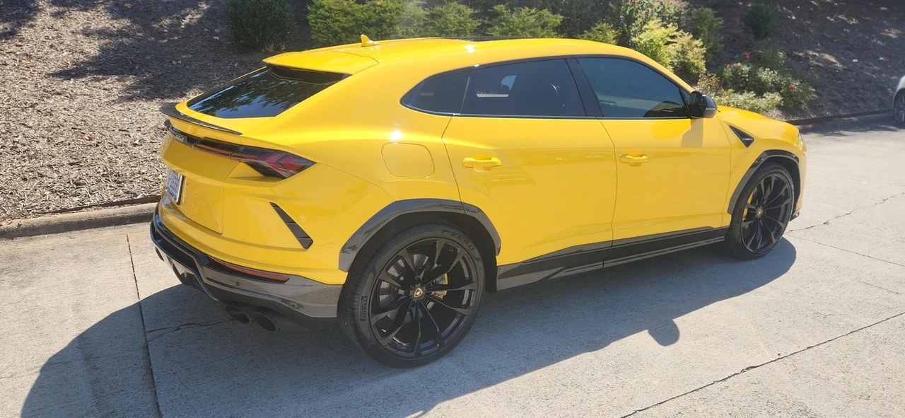 2021 Lamborghini Urus - Image 3 of 21