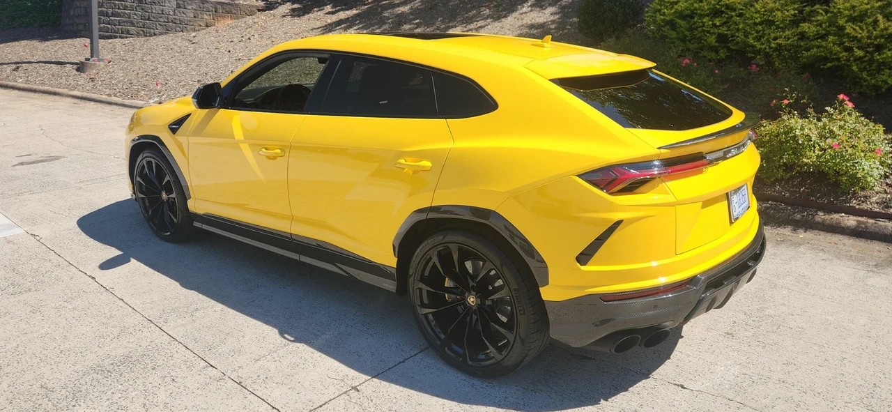 2021 Lamborghini Urus - Image 7 of 21