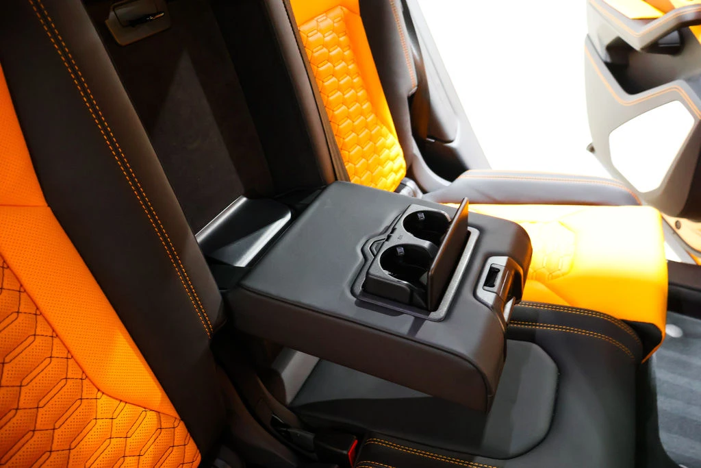 2021 Lamborghini Urus - Image 28 of 31