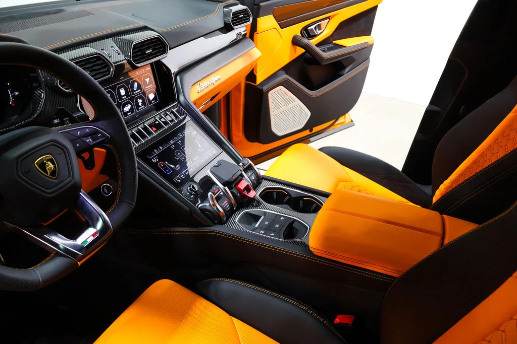 2021 Lamborghini Urus - Image 21 of 31