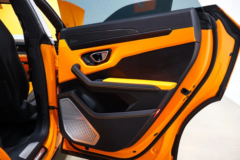 2021 Lamborghini Urus - Image 25 of 31