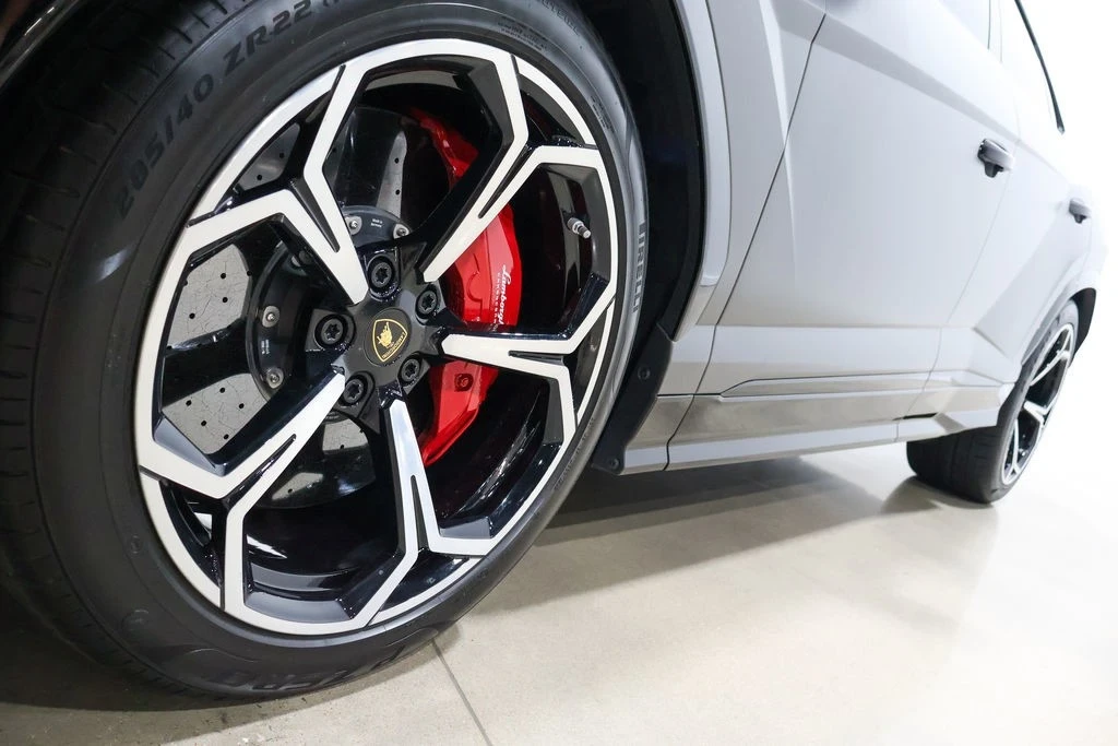 2021 Lamborghini Urus - Image 14 of 21