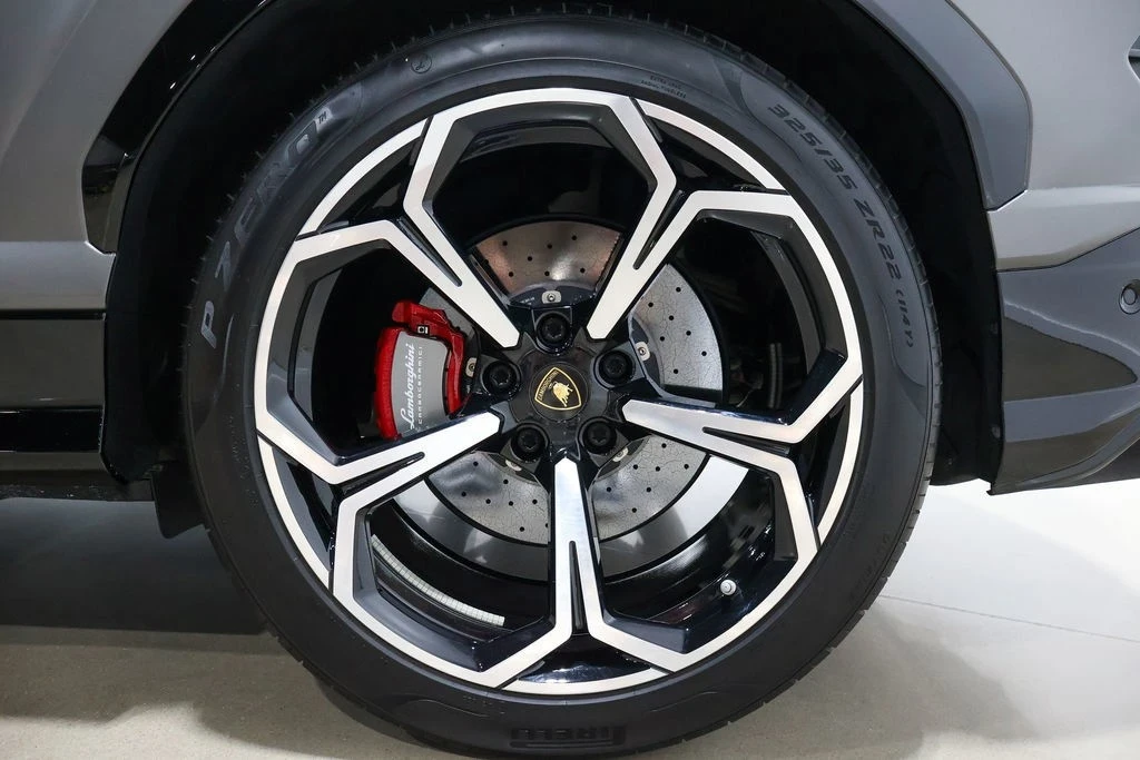 2021 Lamborghini Urus - Image 12 of 21