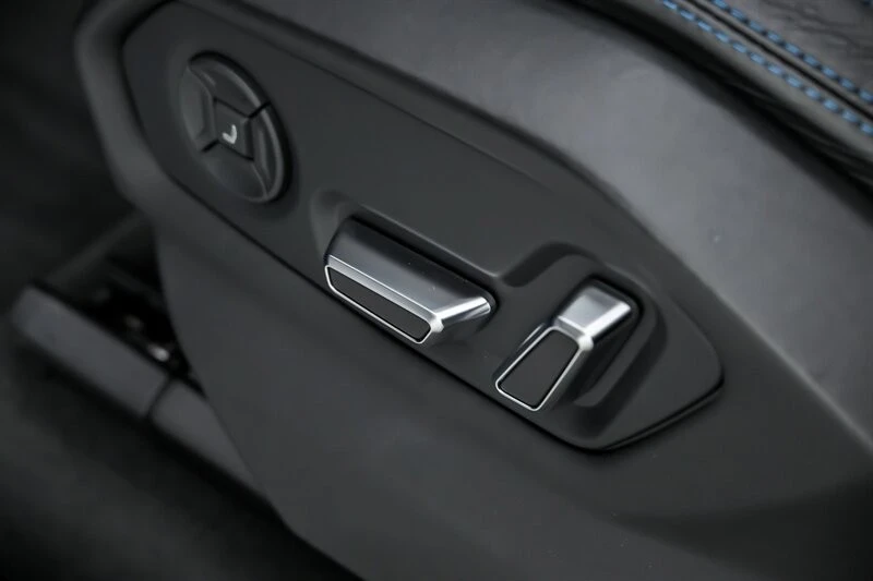 2021 Lamborghini Urus - Image 27 of 31
