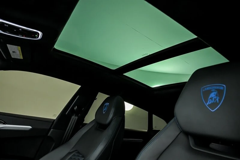2021 Lamborghini Urus - Image 24 of 31