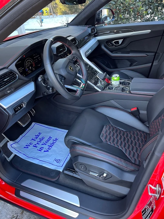 2021 Lamborghini Urus - Image 7 of 9