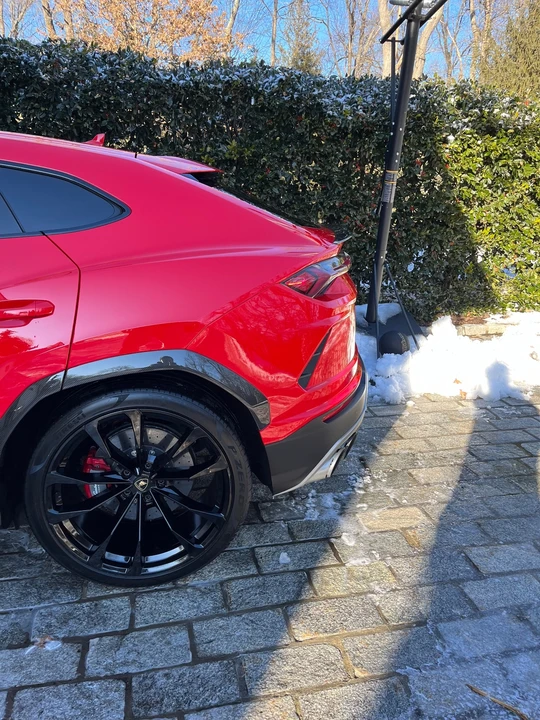 2021 Lamborghini Urus - Image 6 of 9