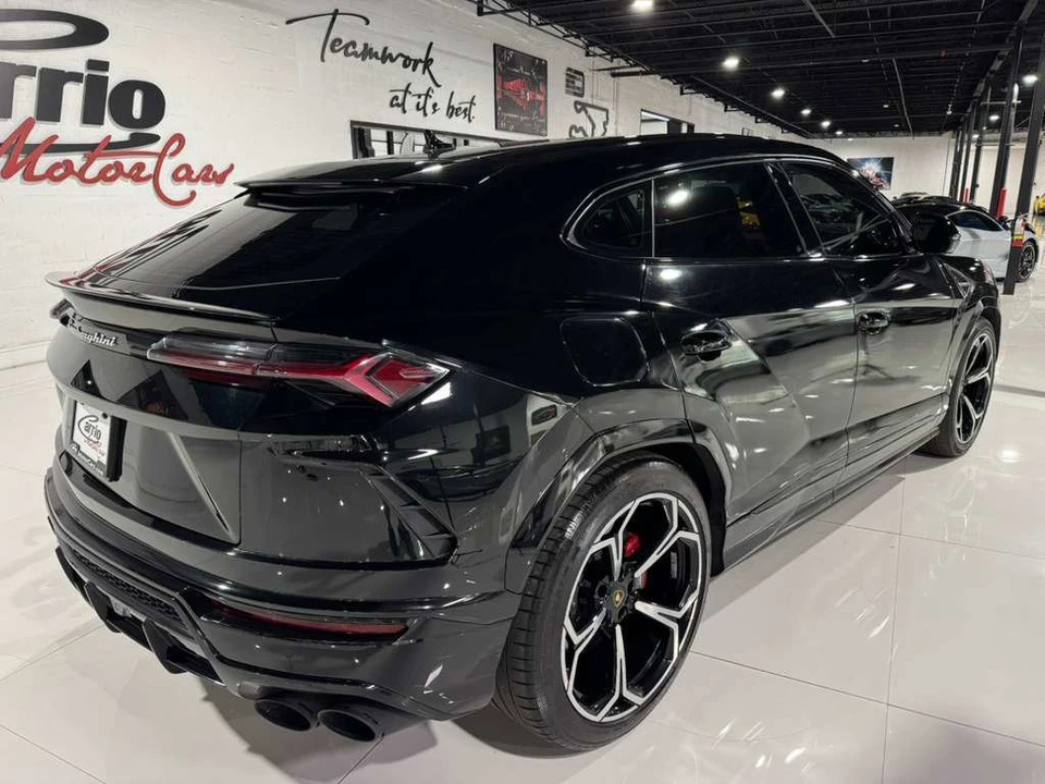 2021 Lamborghini Urus - Image 7 of 12