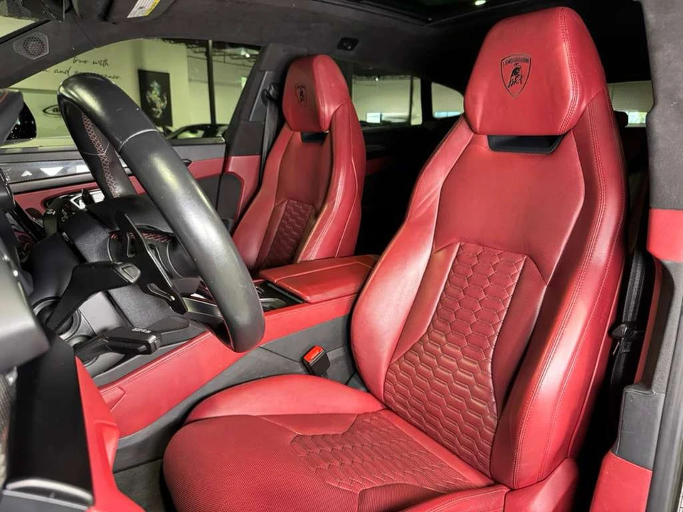 2021 Lamborghini Urus - Image 10 of 12