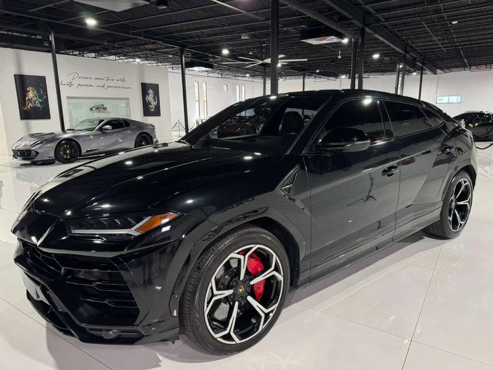 2021 Lamborghini Urus - Image 3 of 12