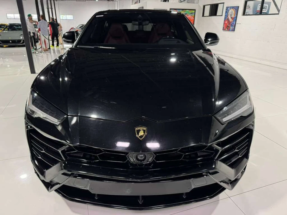 2021 Lamborghini Urus - Image 2 of 12