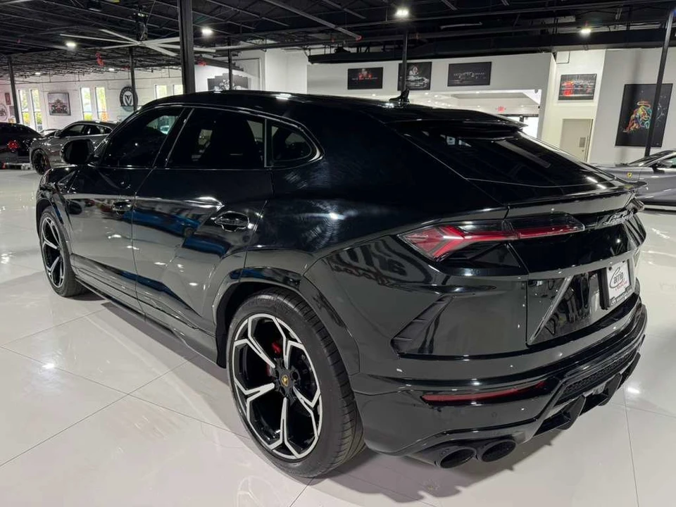 2021 Lamborghini Urus - Image 5 of 12