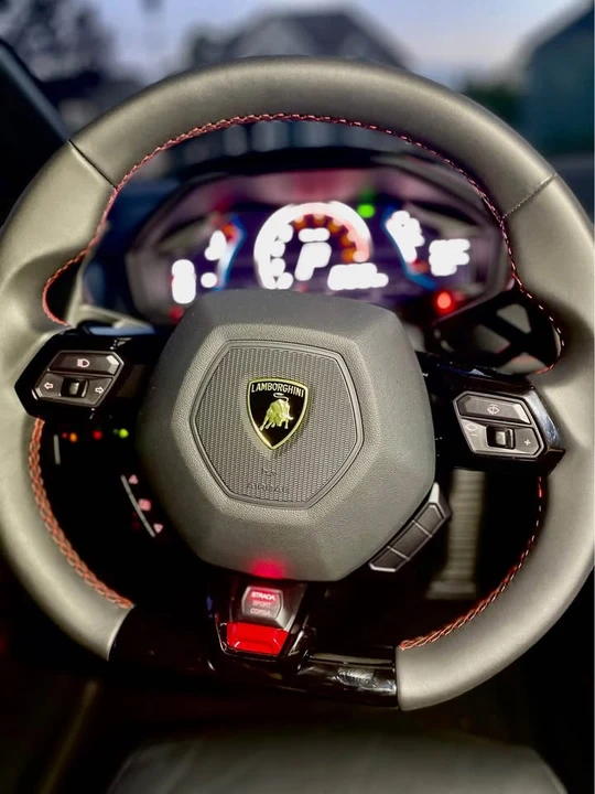 2021 Lamborghini Huracan - Image 7 of 10