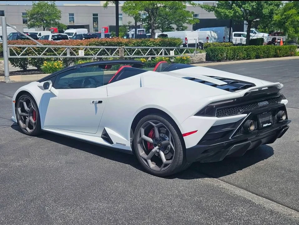 2021 Lamborghini Huracan - Image 3 of 10