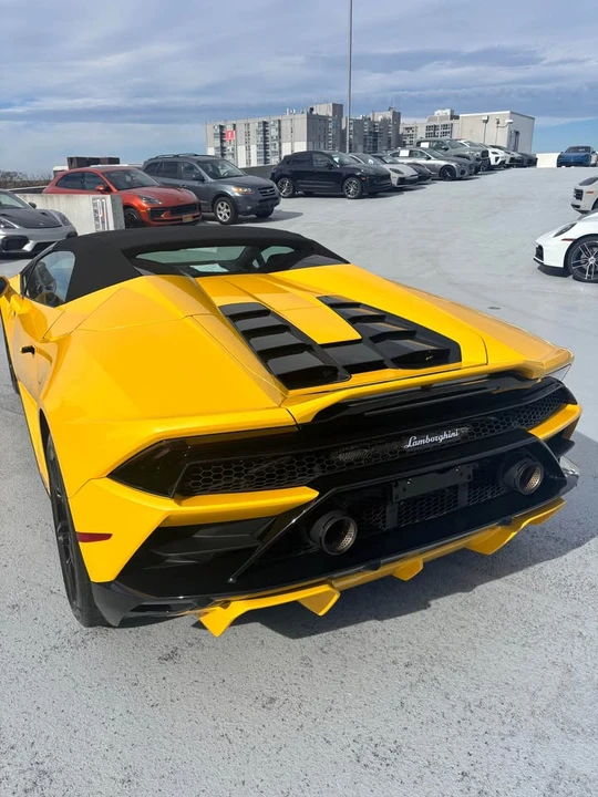 2021 Lamborghini Huracan LP610-2 EVO - Image 2 of 13
