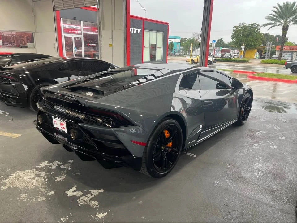 2021 Lamborghini Huracan LP610-2 EVO - Image 3 of 6