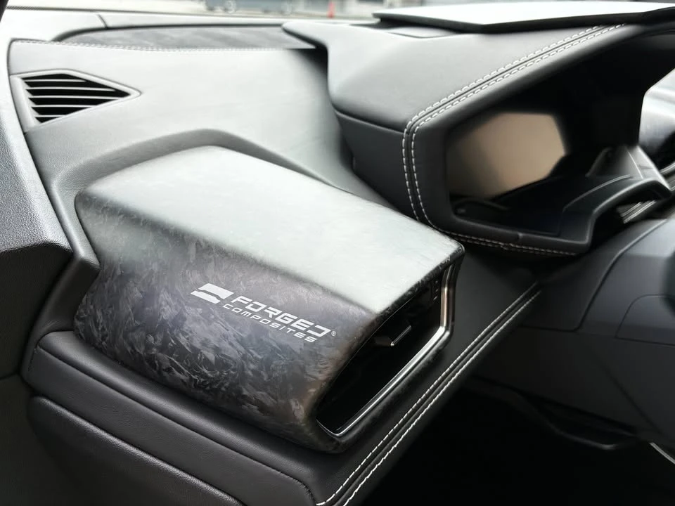 2021 Lamborghini - Image 16 of 20