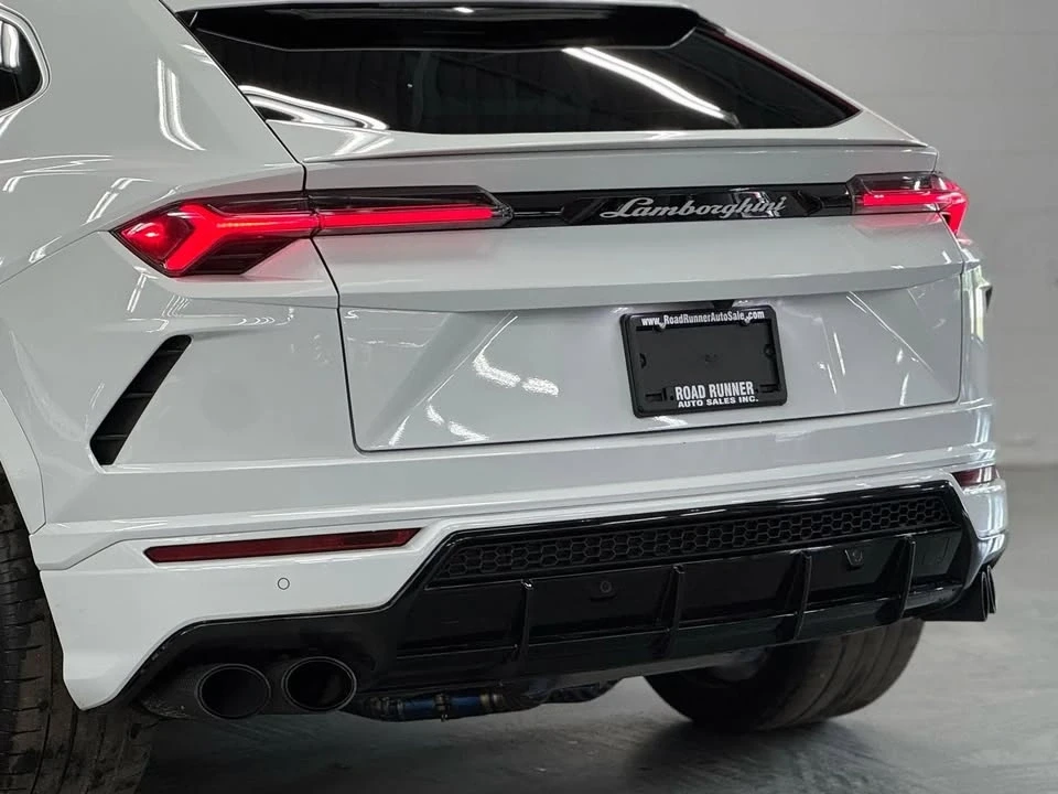 2021 Lamborghini Urus - Image 4 of 19