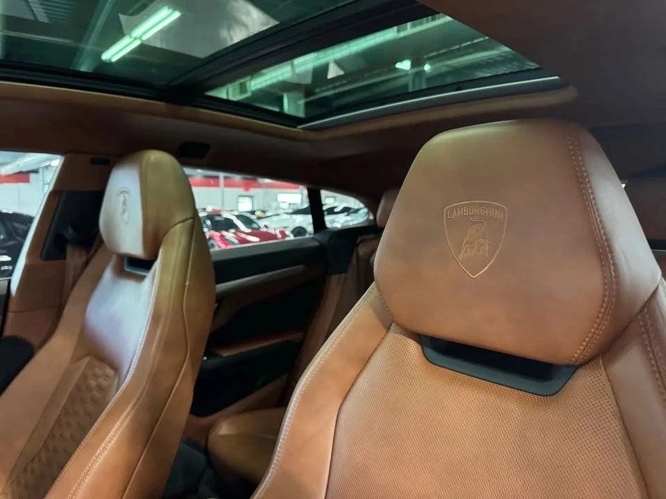 2021 Lamborghini Urus - Image 13 of 19