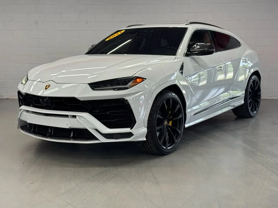 2021 Lamborghini Urus - Image 2 of 19