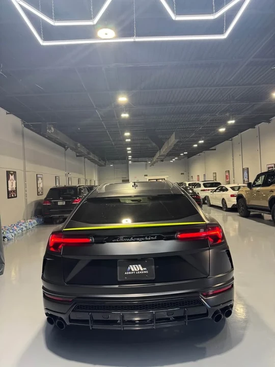 2021 Lamborghini Urus - Image 2 of 9