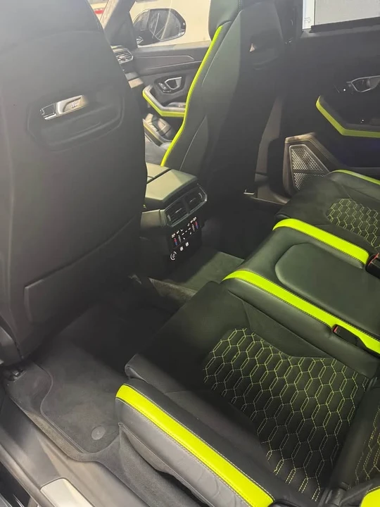 2021 Lamborghini Urus - Image 6 of 9