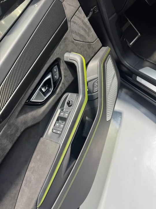 2021 Lamborghini Urus - Image 9 of 9