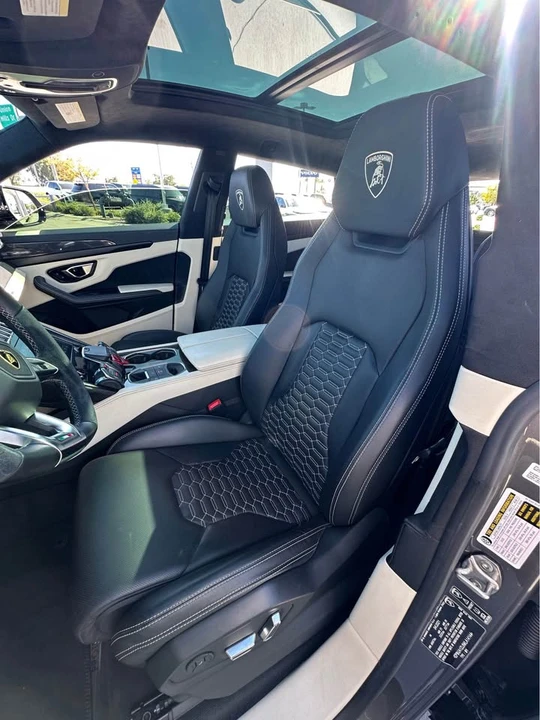 2021 Lamborghini Urus - Image 14 of 15