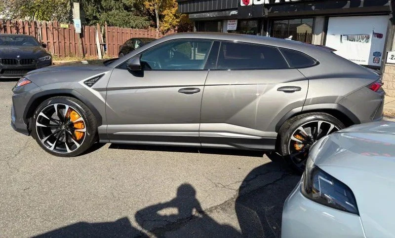 2021 Lamborghini Urus - Image 3 of 18