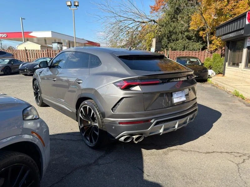 2021 Lamborghini Urus - Image 5 of 18