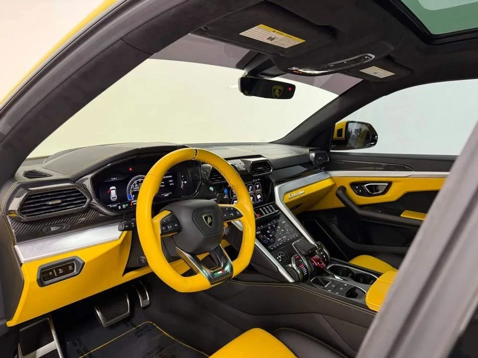 2021 Lamborghini Urus - Image 19 of 20