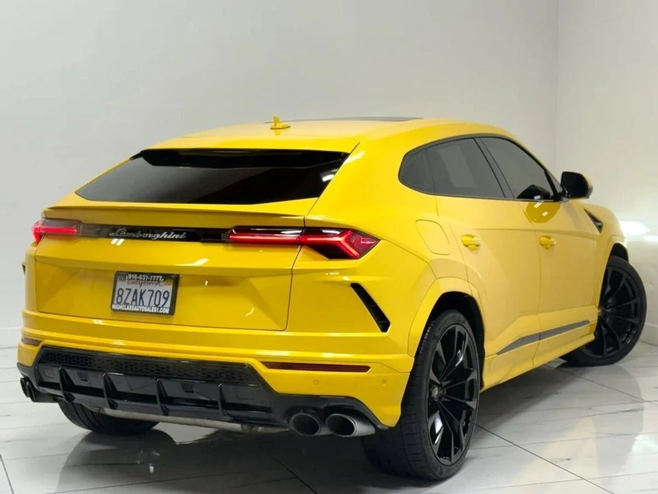 2021 Lamborghini Urus - Image 12 of 20