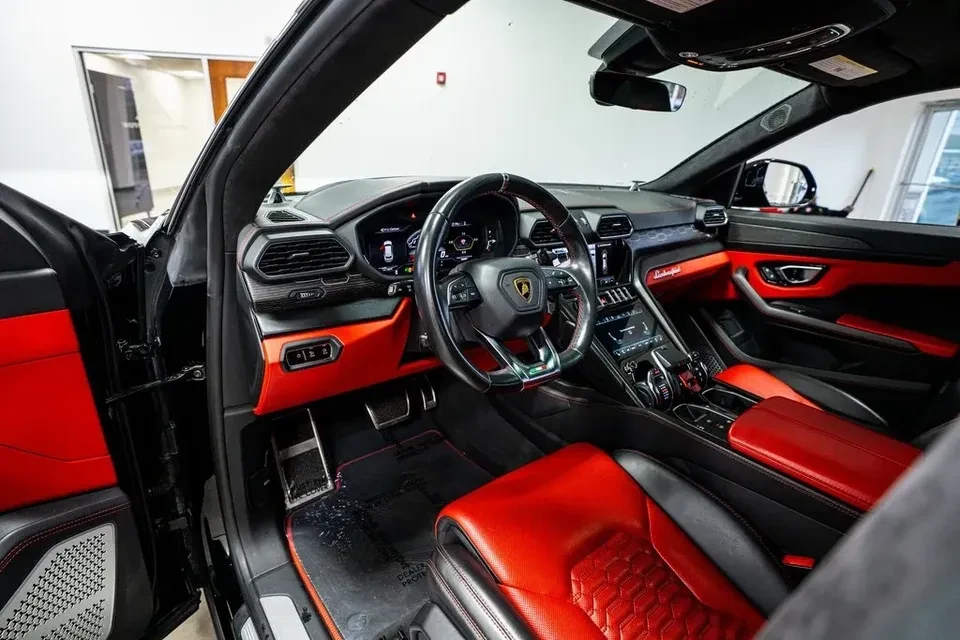 2021 Lamborghini Urus - Image 7 of 13